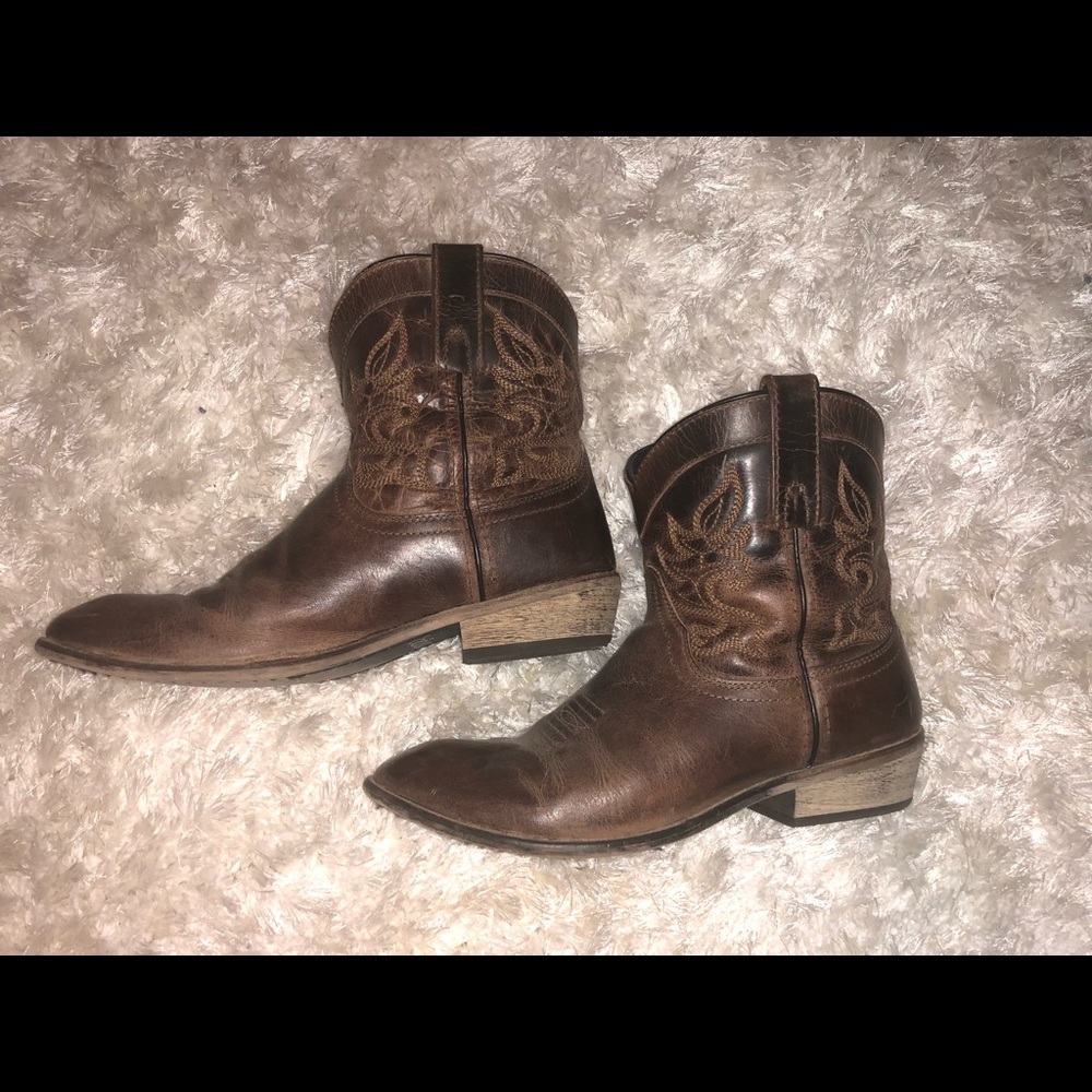 Dingo boots size 9.5